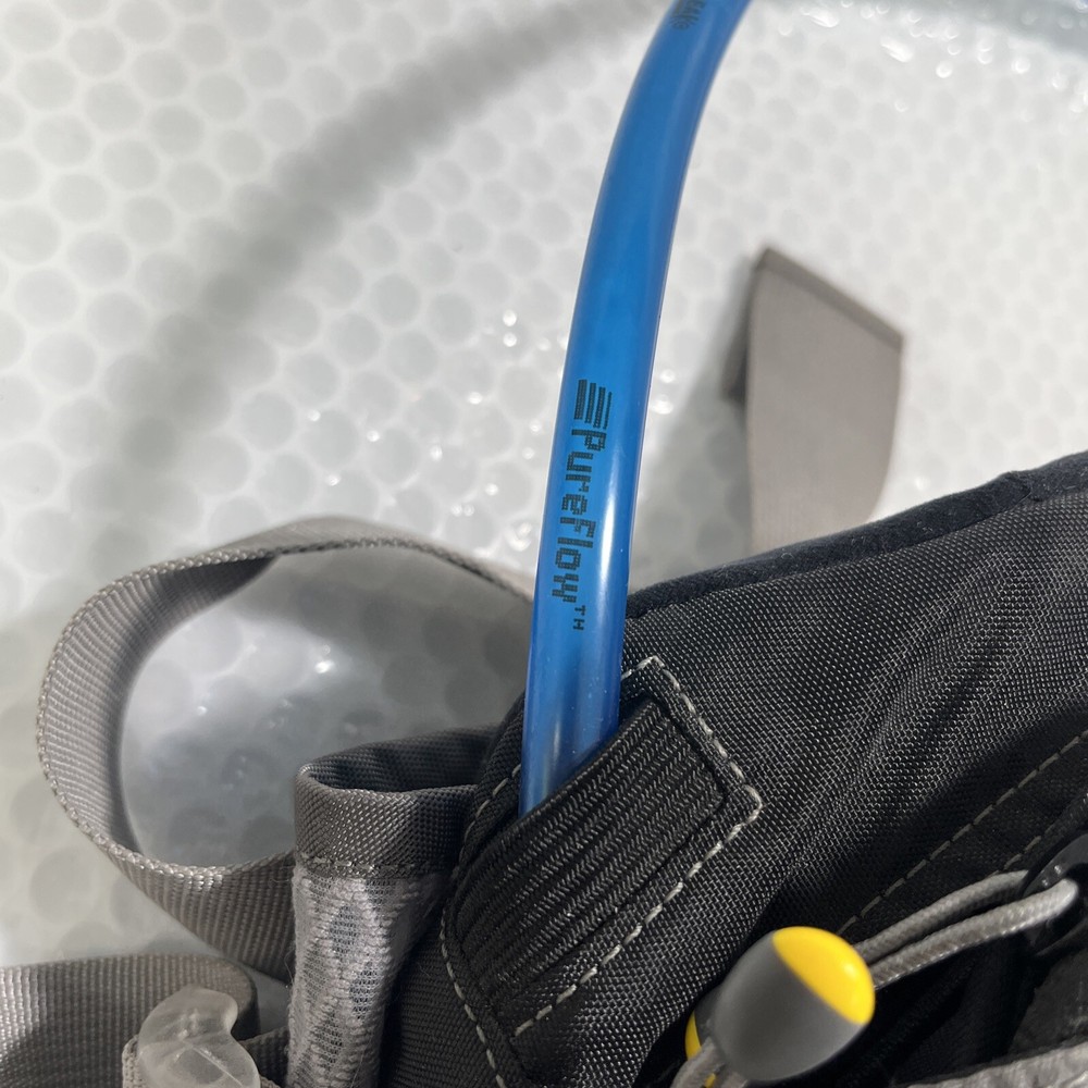 Camelbak Flashflo Water Hydration Hip Pack Lumbar PureFlow 45oz Bladder