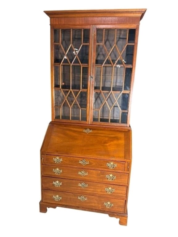 18TH CENT. SOLID MAHOGANY SECRETARY