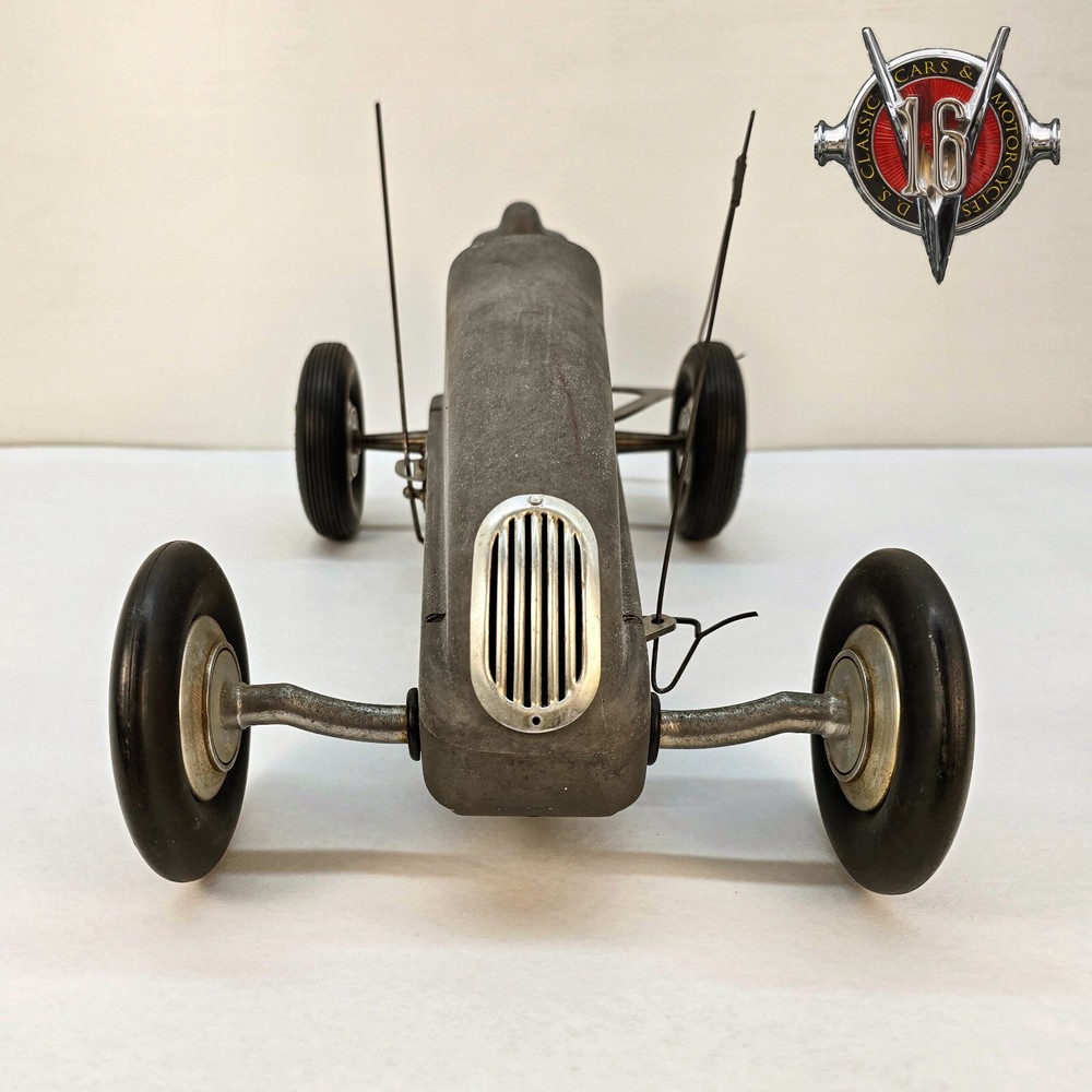Vintage 1947 Dooling Brothers 61 Tether Car with McCoy Engine