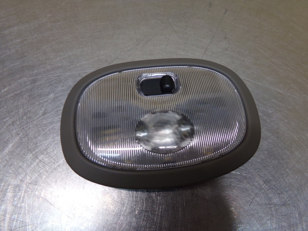 Ford Excursion 00-05 Rear Cargo Dome Light Gray