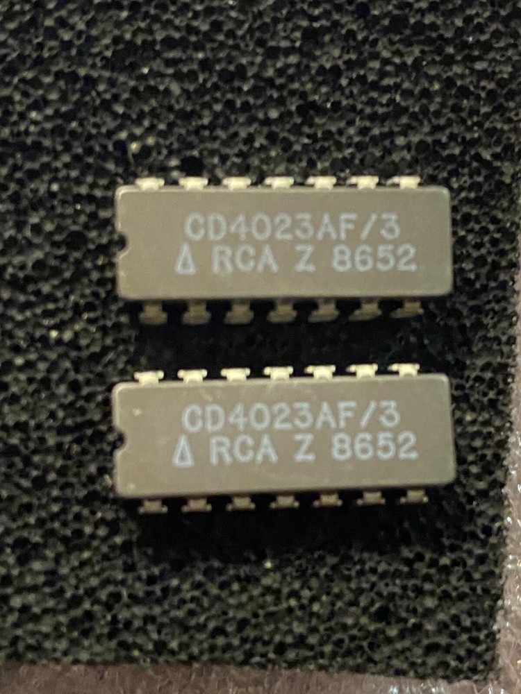 CD4023AF/3 IC CMOS NAND GATE 3-FUNCTION 3-INPUT 14-PIN CDIP (1 PER LOT)