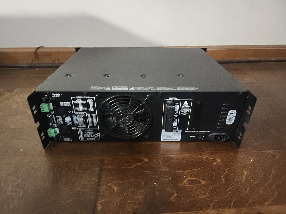 QSC ISA 280 Professional Amplifier