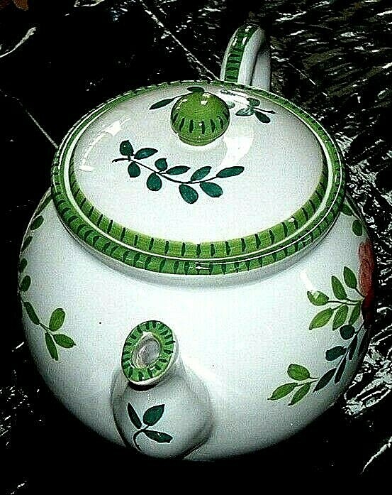 Deruta Fiona Ceramic Teapot 32oz