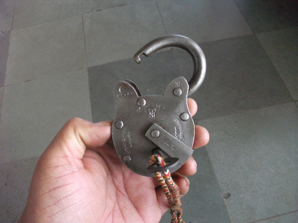 4 Pc Vintage Iron Different Shape Solid Handcrafted Heavy Padlock