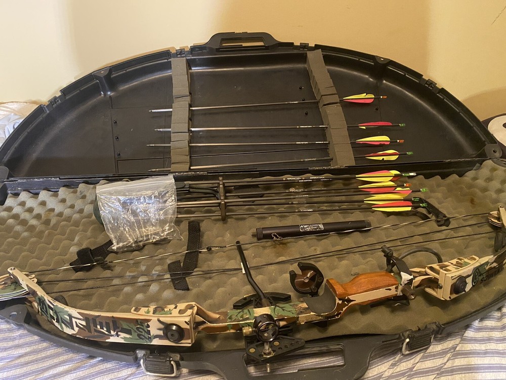 Bullet 225 compound bow left hand used READ DESCRIPTION