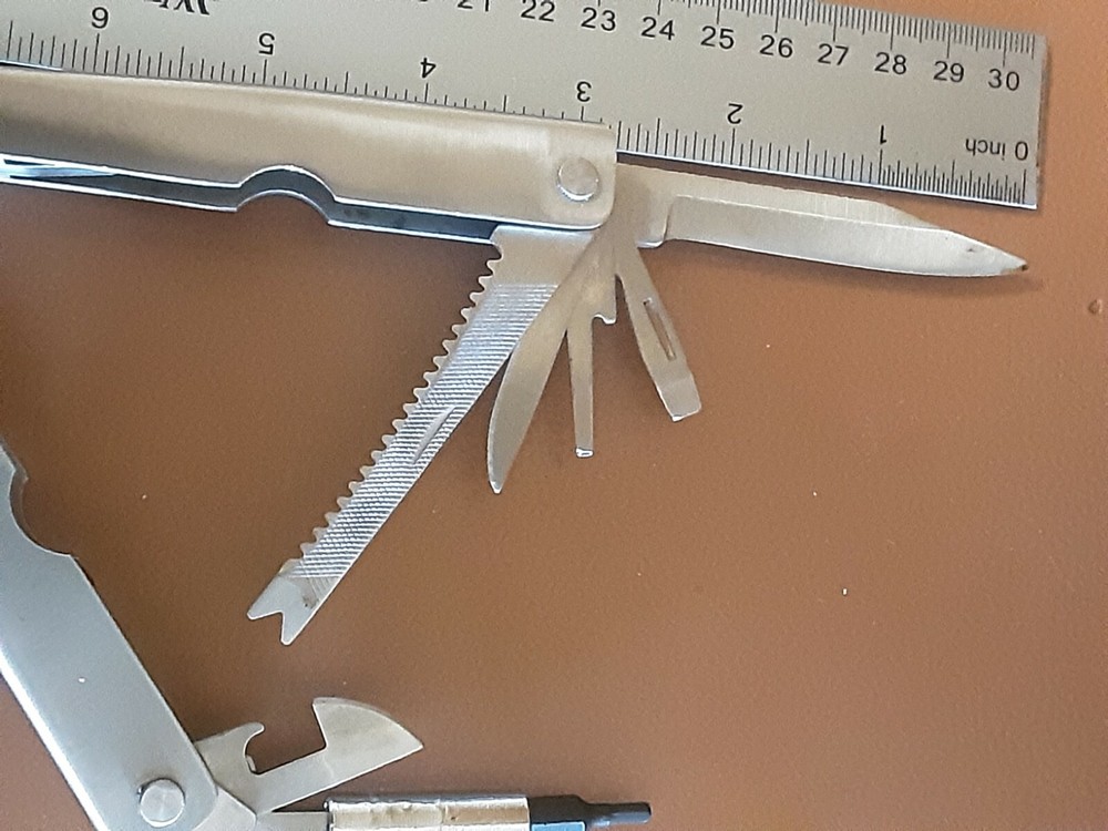 2CR - Folding Pliers / Knife / Screwdriver Bits - Multi Tool - Stainless