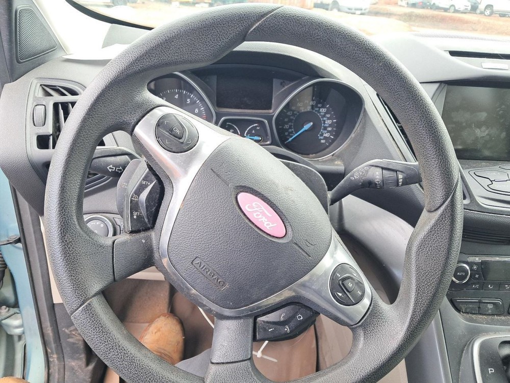 ESCAPE 2013 Glove Box 4885473