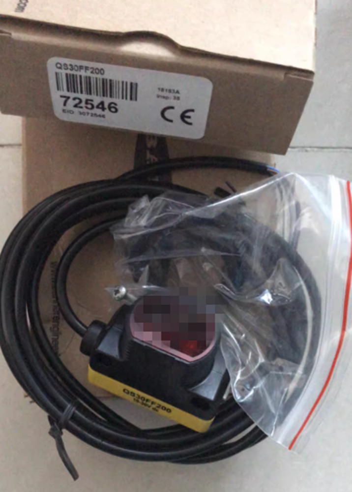 NEW BANNER QS30FF200 Photoelectric Sensor