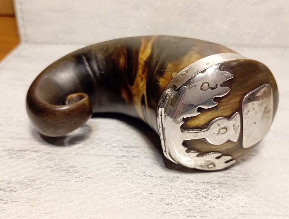 Solid Silver and Horn Scottish Mull,  Georgian 18th Century.