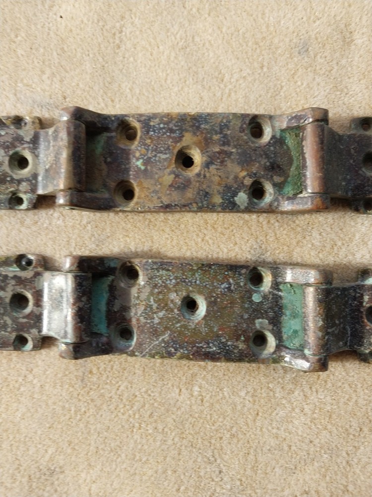 Vintage 3 way rounded brass hinges