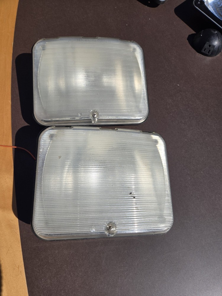 Whelen 9e Scenelight