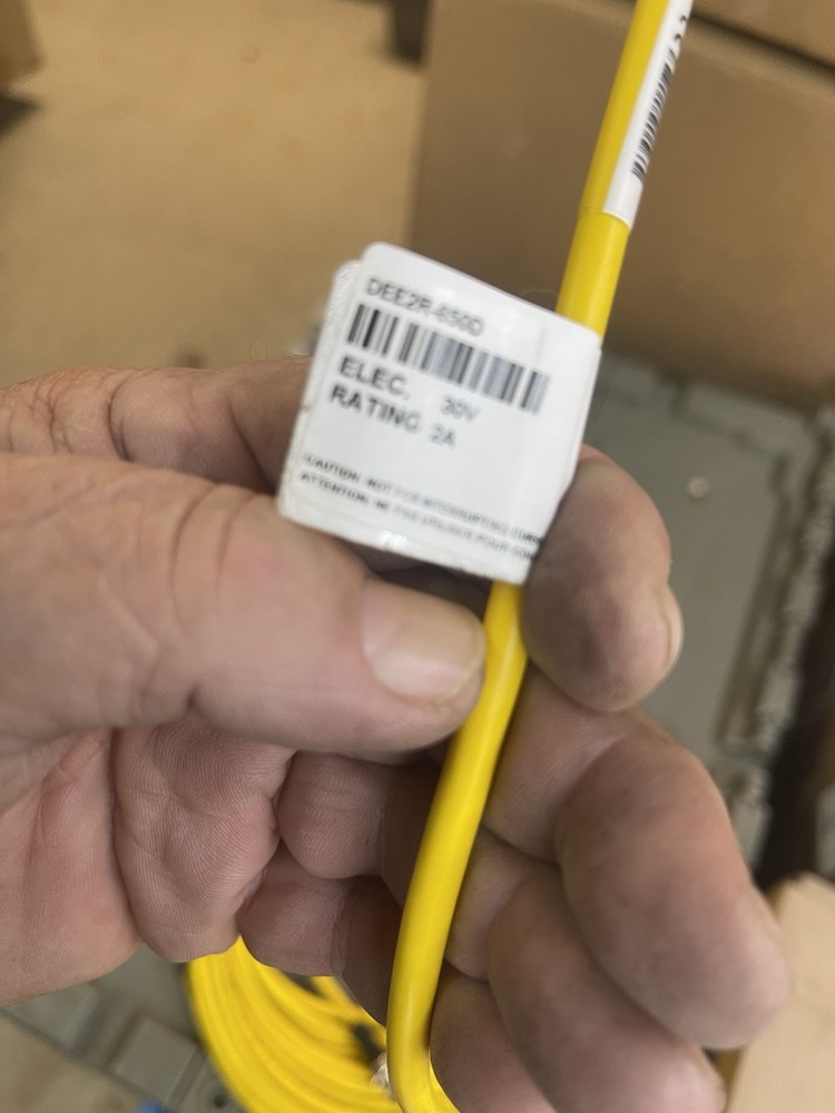 BANNER DEE2R-850D, COMMUNICATIONS CABLE ASSEMBLY, 72209,