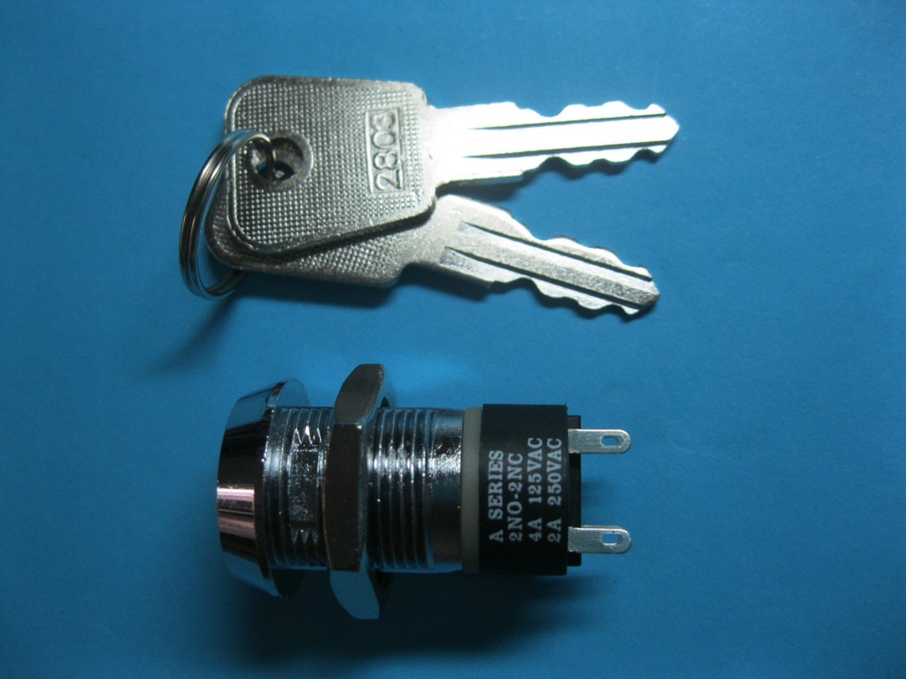 1 pcs Key Ignition Switch 2NO-2NC ON/OFF Lock Switch 18.5x37mm S2803-2