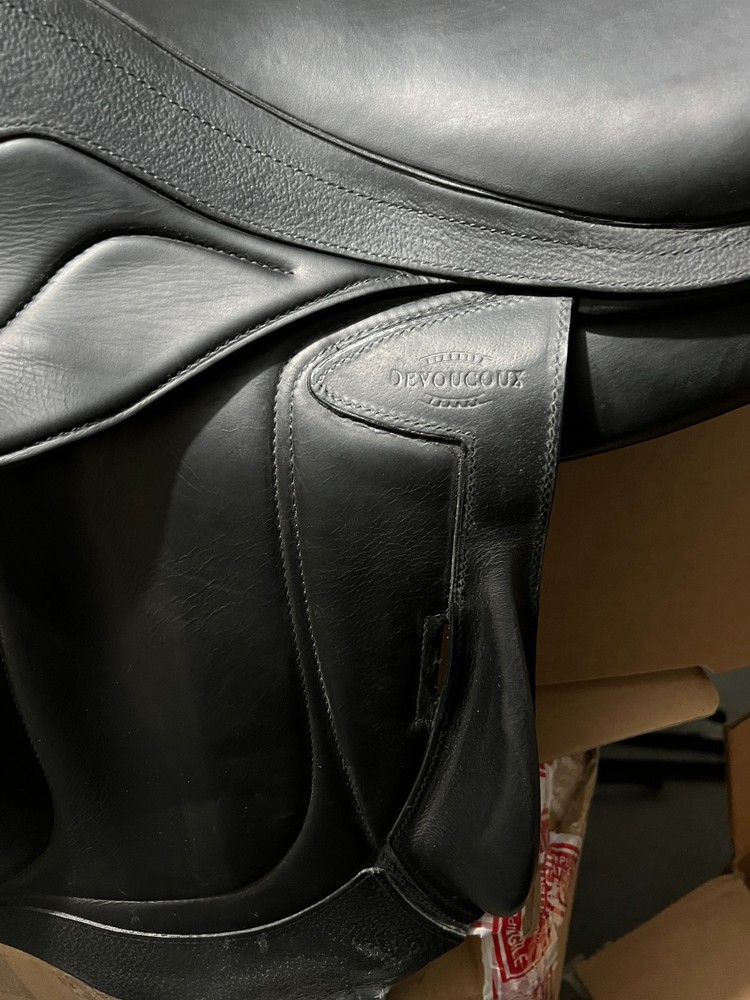 Devoucoux Chiberta Lab Jumping Saddle | Arcade Normale | 17.5” | 2ABR | D3D 2023