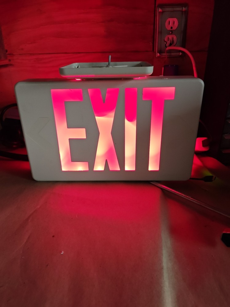 Lithonia Double-sided Exit Sign 220 Or 120 Volts Tested