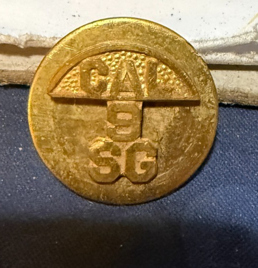 CAL 9 SG----WWI--9TH INFANTRY--COLLAR DISK