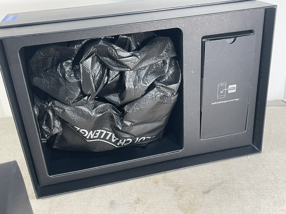 Star Wars Jedi Challenges AR Headset w/ Lightsaber Controller & Tracking Book