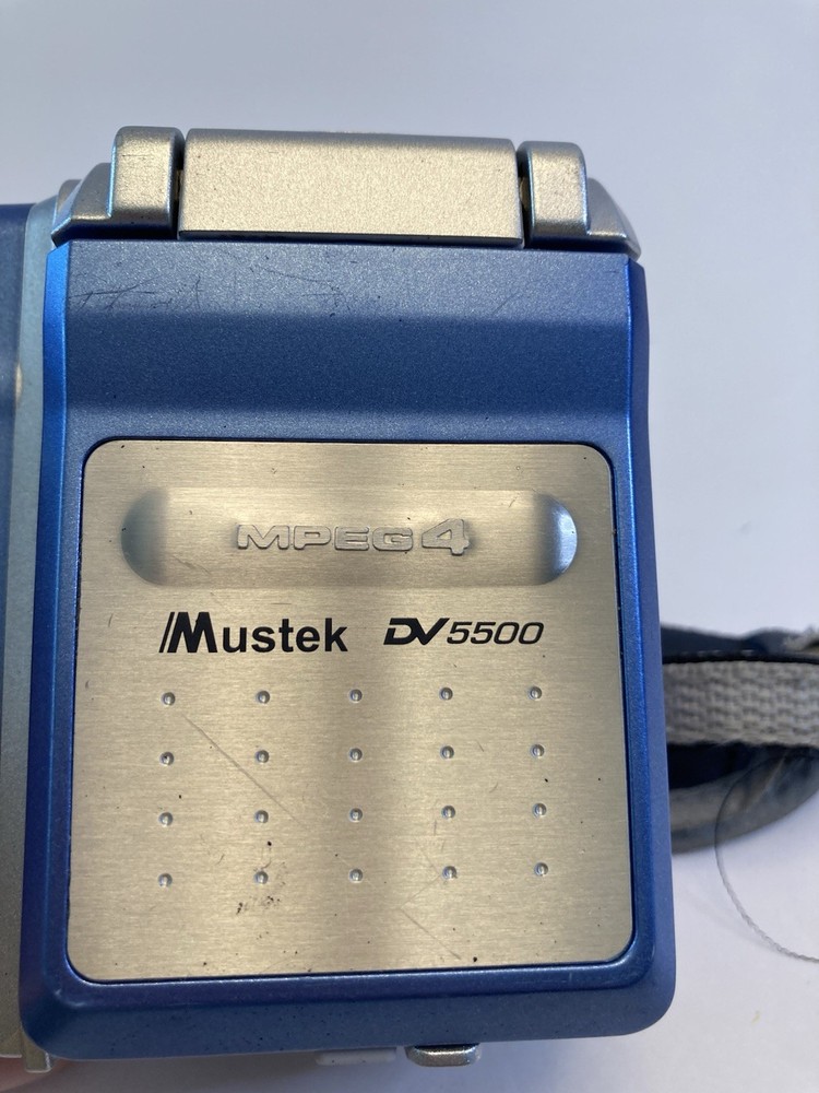 DV5500 MUSTEK Video Camera MPEG4 Digicam No Cords Untested