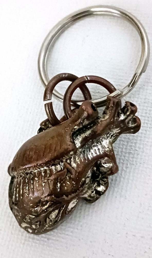 HEART ORGAN KEYCHAIN