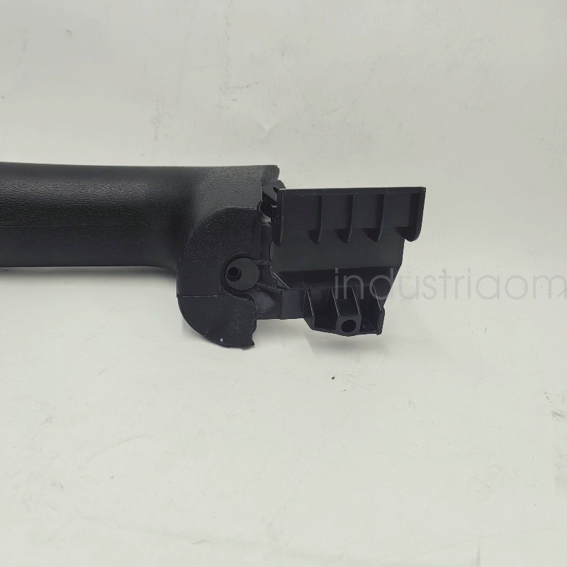 Left Side Front Driver Door Armrest Handle For 99-06 Chevrolet/GMC Select Models