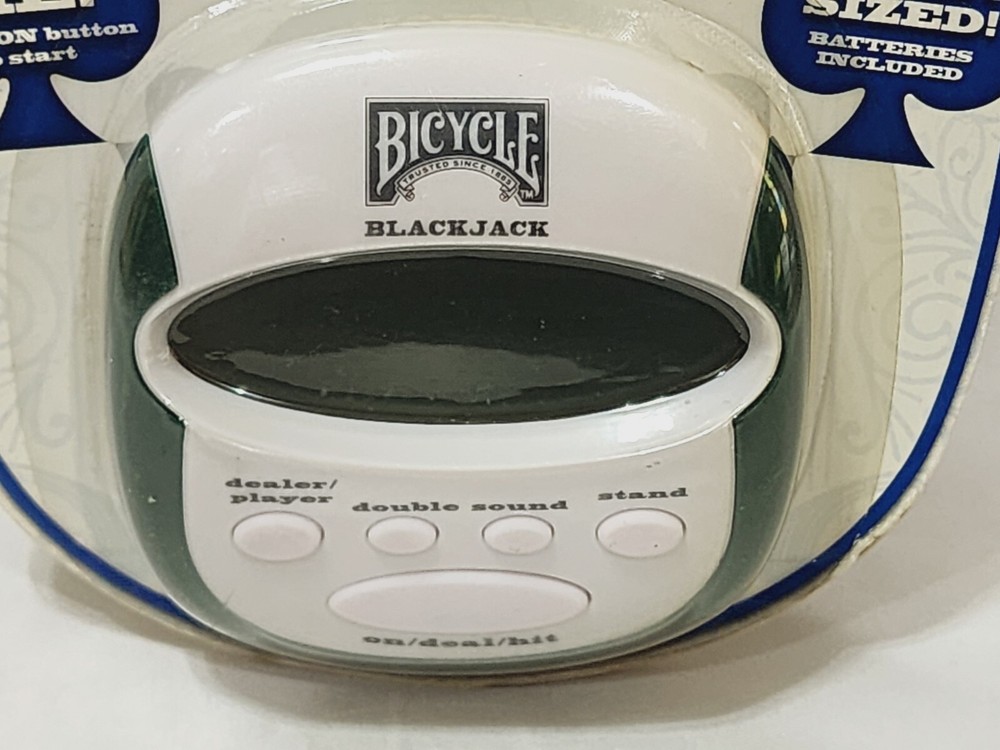 Bicycle BLACKJACK Pocket Sized Electronic Handheld Game 2009 Techno Source New