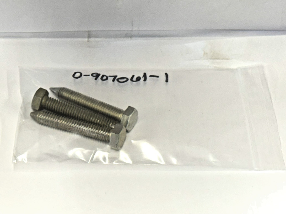Bolt, Groove Cleaner