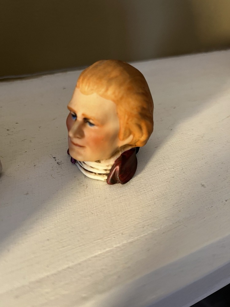 Thomas Jefferson Decanter Empty McCormick Distillery American Porcelain