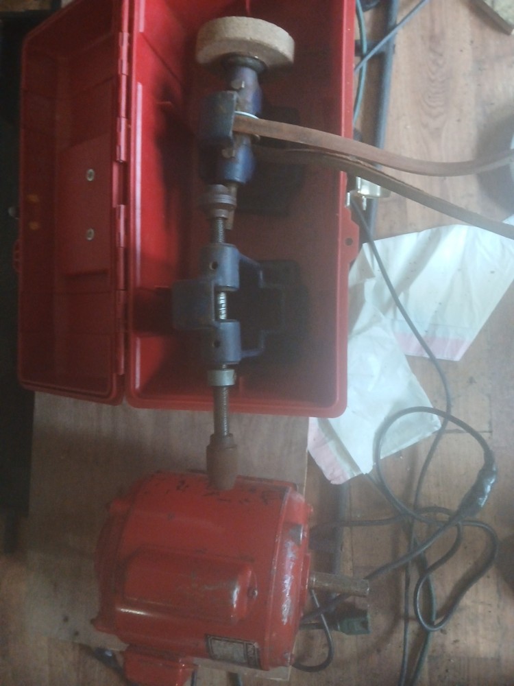 Bench Top Belt Sander w Motor + Vise Bundle Workshop Tools Tested/Untested