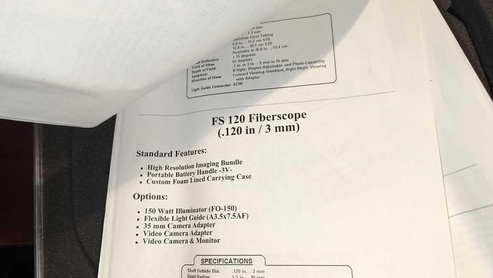 Scope Technology Fiberscope w Case & Light Source