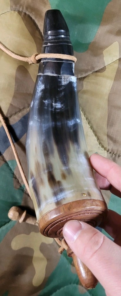 Modern Black Powder Muzzleloading Powder Horn Leather Strap