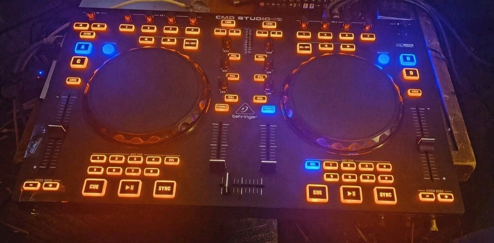 Behringer CMD Studio 4a DJ MIDI Controller w/Power working