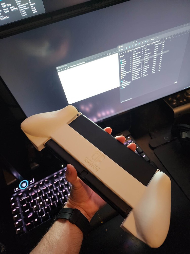 Nintendo Switch Comfort Grip / Stand