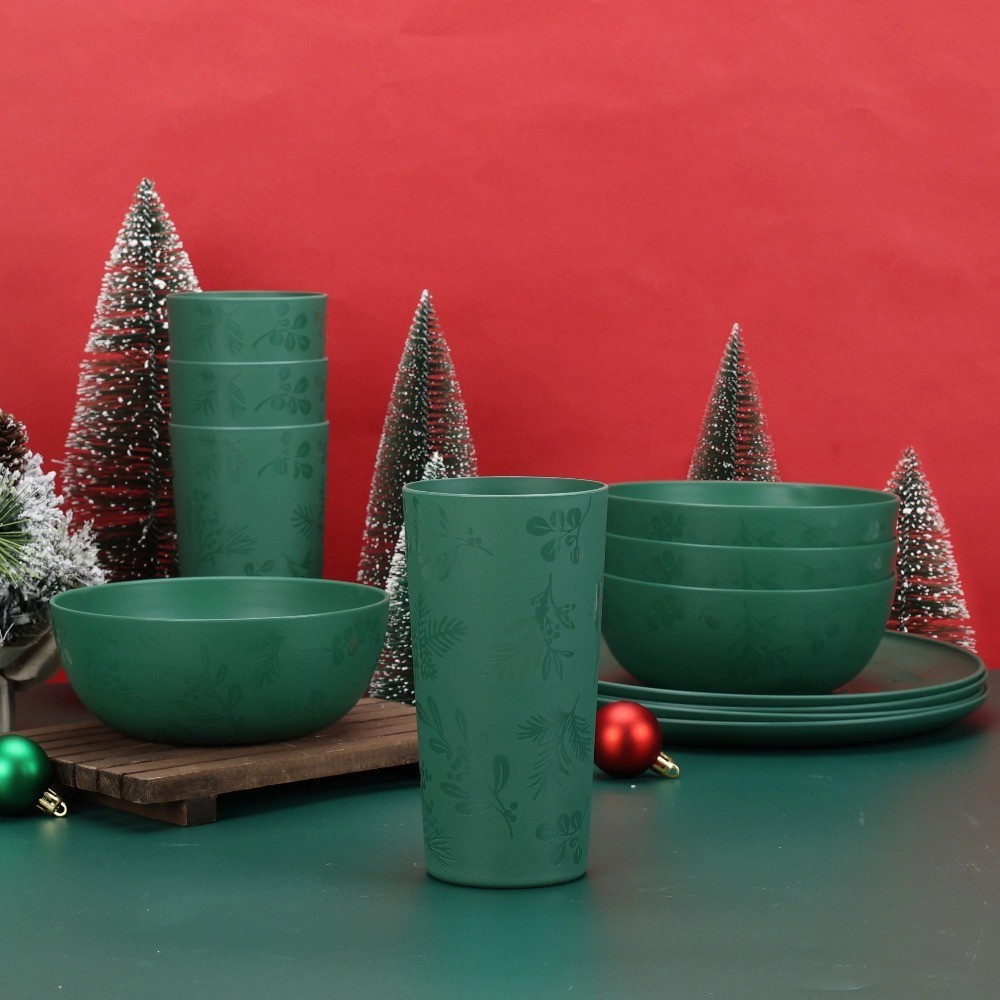 Plastic Etched Holly Pattern 12-Piece Dinnerware Set in Green