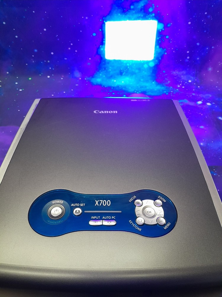 Canon X700 Projector - Tested & WORKING