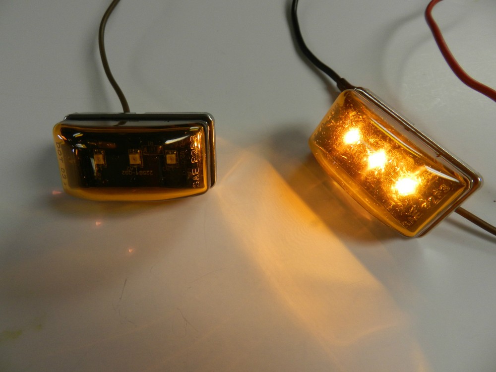 (2) LED Light AMBER 1-1/8 x 2-1/8 stud mount Clearance marker trailer 3 diode