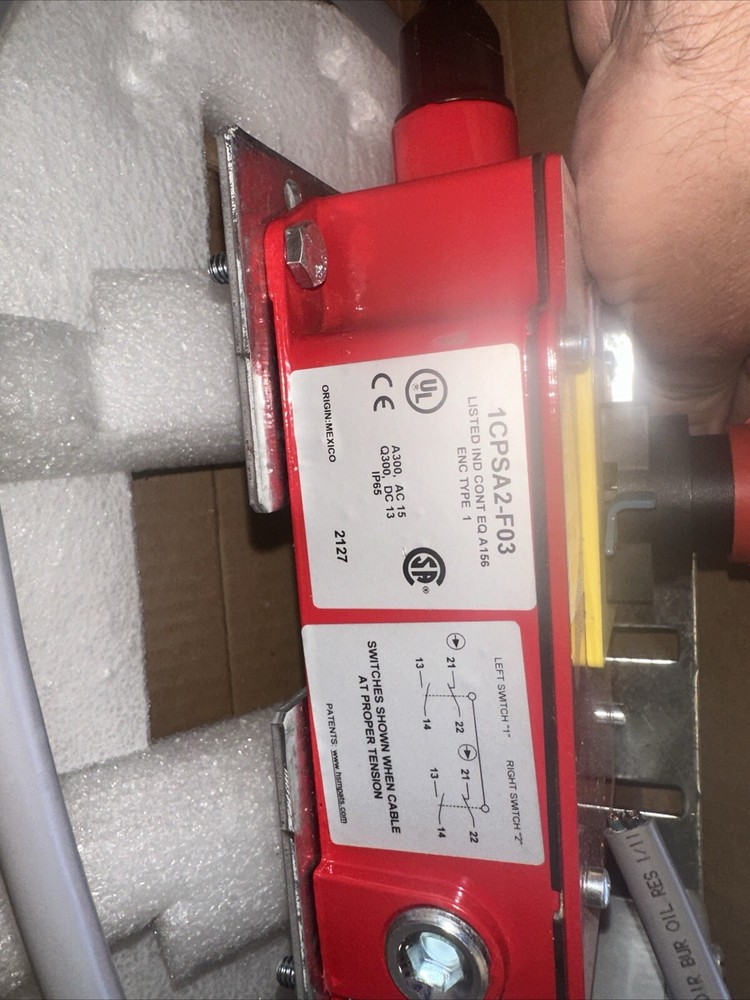 Honeywell Micro Switch Cable-Pull Switch 1CPSA2-F03 w/ Mounting Plate Bracket