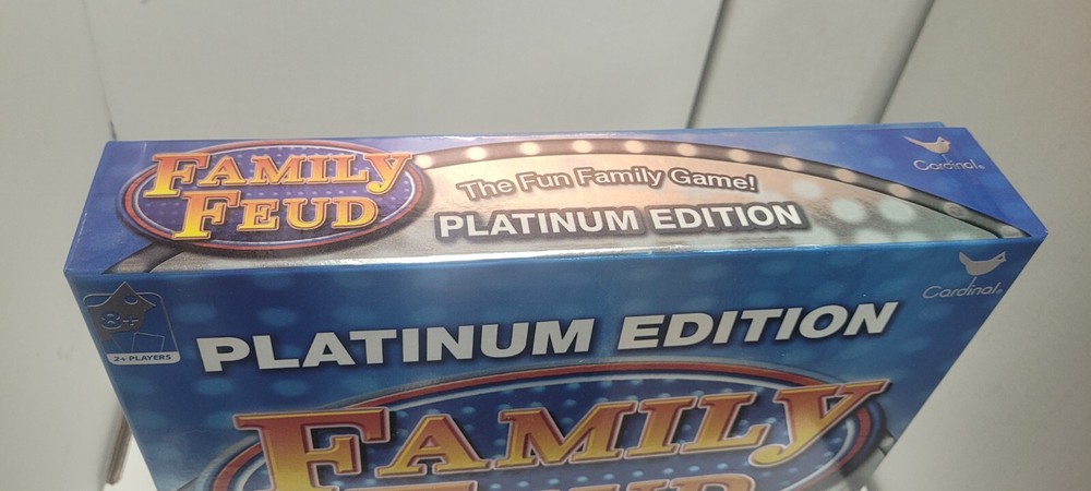 Family Feud Platinum Edition board game ( Complete)