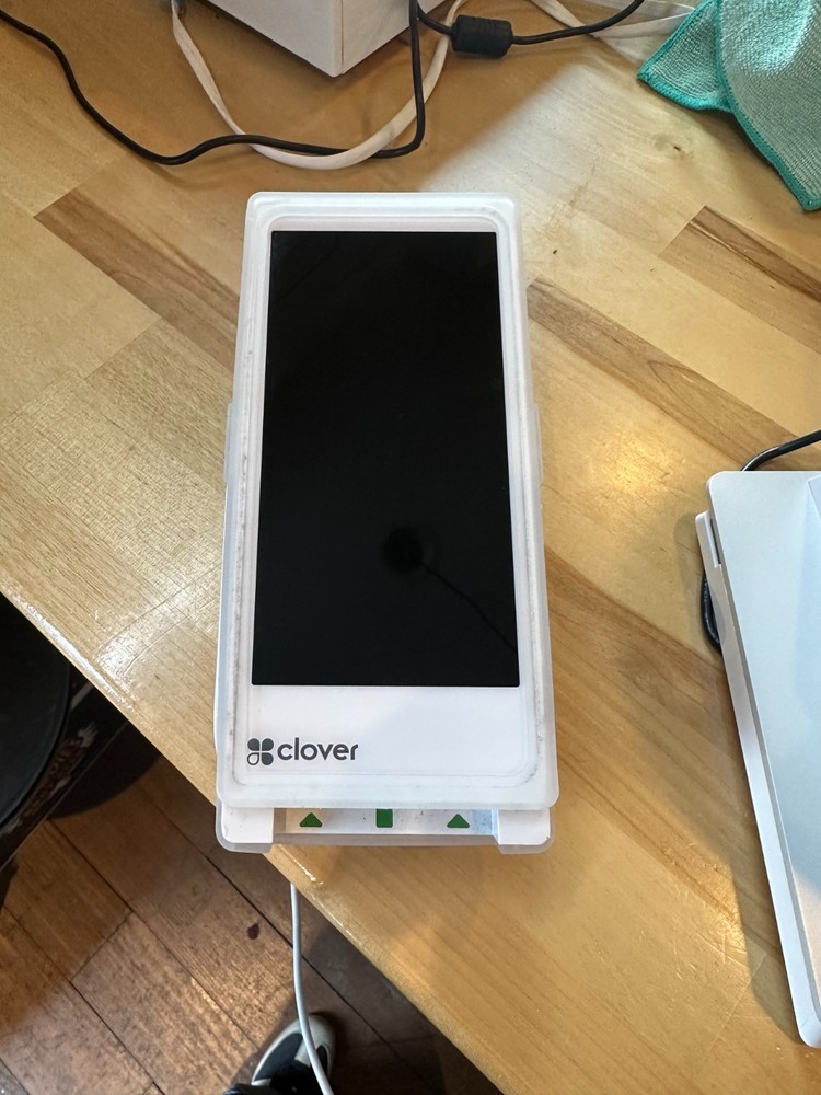Clover Retail POS System Handheld Touchscreen Terminal White w/Cradle