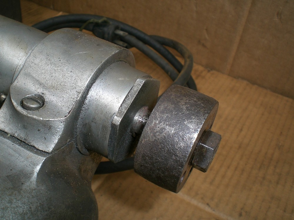 Themac J6 tool post grinder set