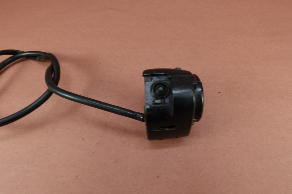 2012-2015 Harley Davidson FLD Switchback Classic LEFT CONTROL HEADLIGHT SWITCH