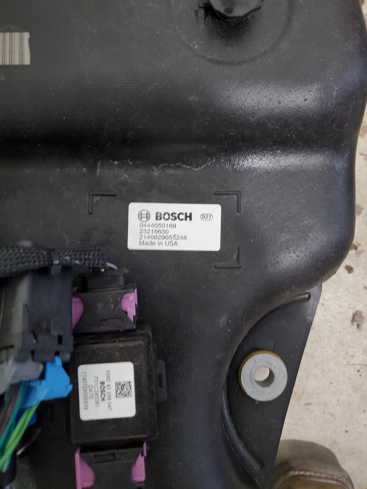 2014 Chevy Cruze 2.0 Diesel Def Tank And Module