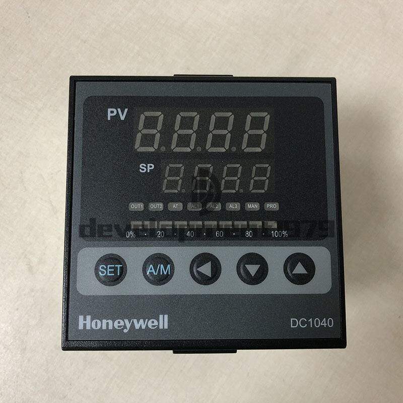 1PC NEW Honeywell temperature controller DC1040CL-301000-E