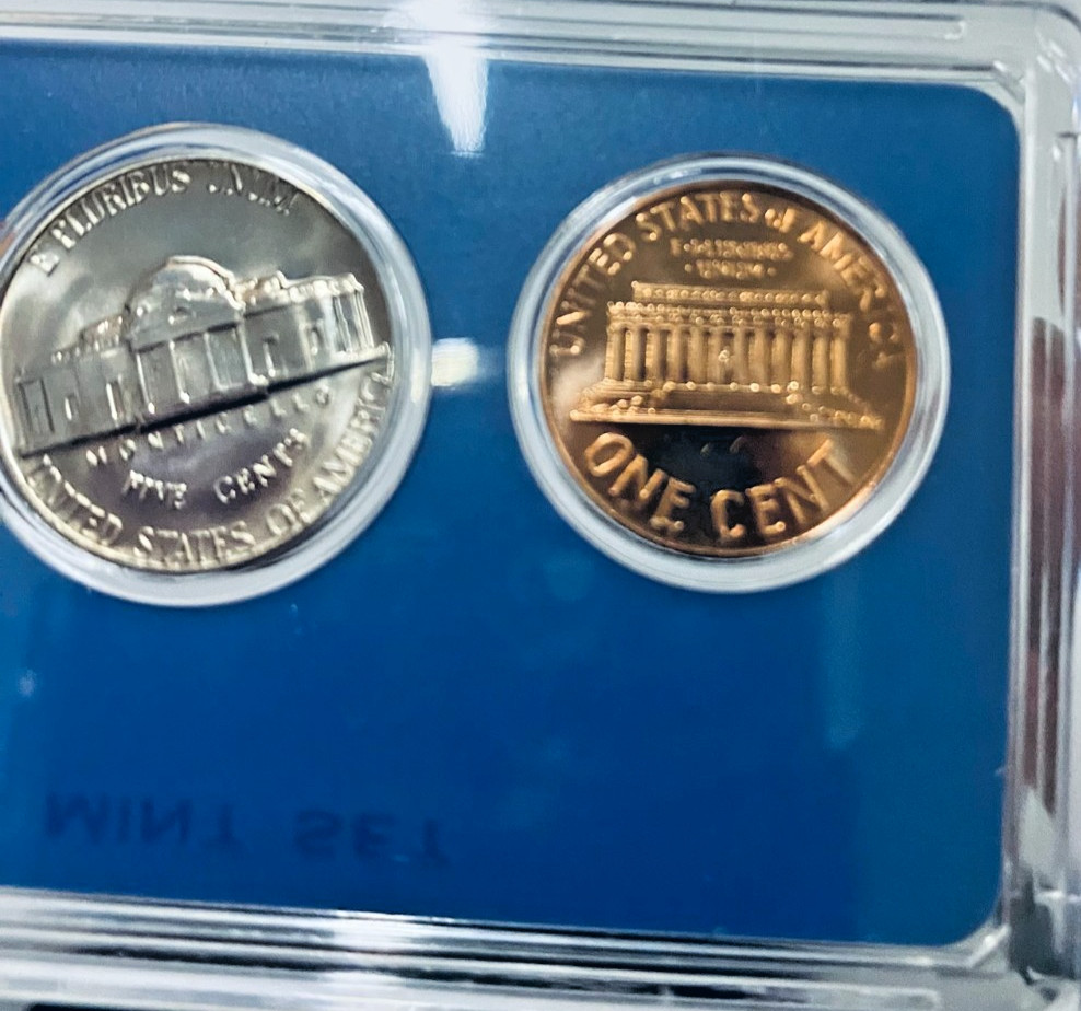 1966 US Special Mint Set, Half Dollar 40% Silver, (READ)