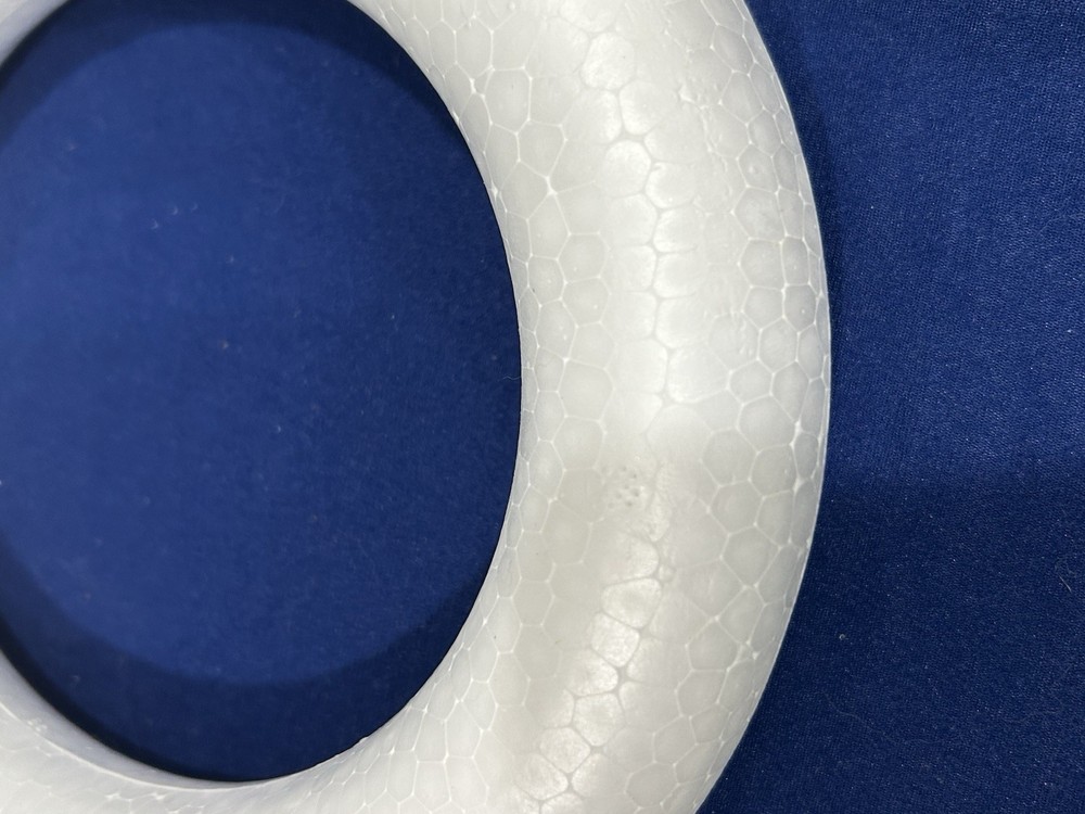 (4) NEW White Styrofoam Wreath Base Craft Ring Durable polystyrene material 7.9"