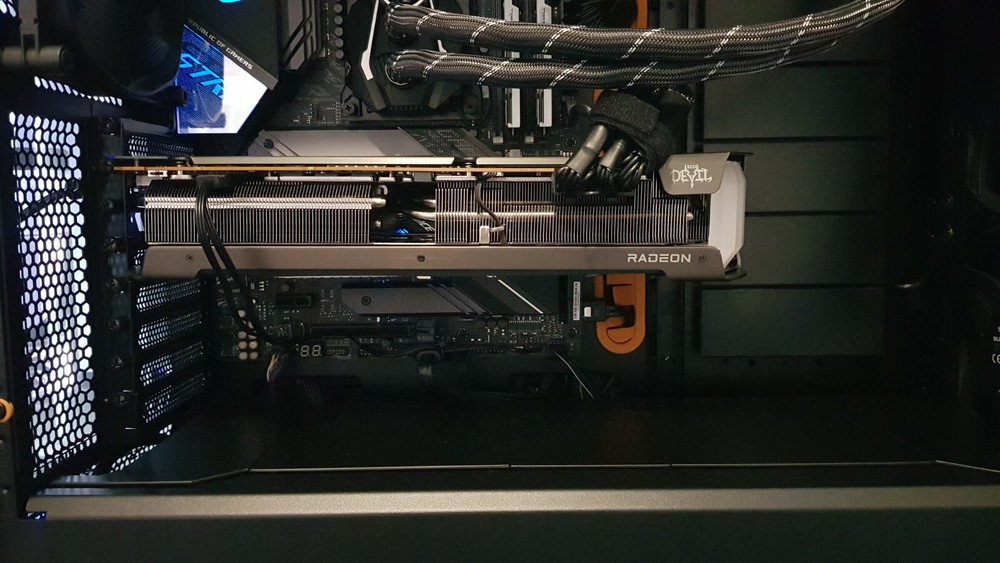 GPU Support Bracket Custom Gamer - Eliminate GPU sag and visually phenomenal
