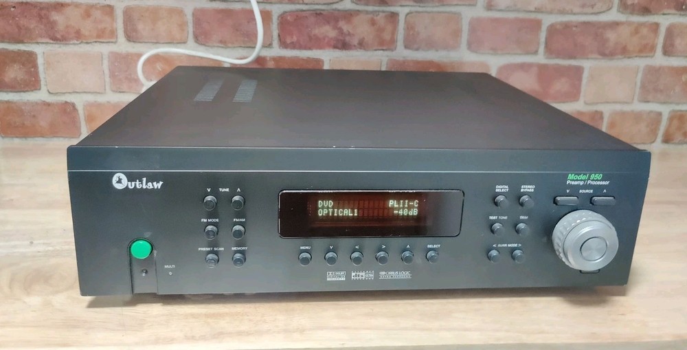 Outlaw Model 950 Preamp/Processor READ
