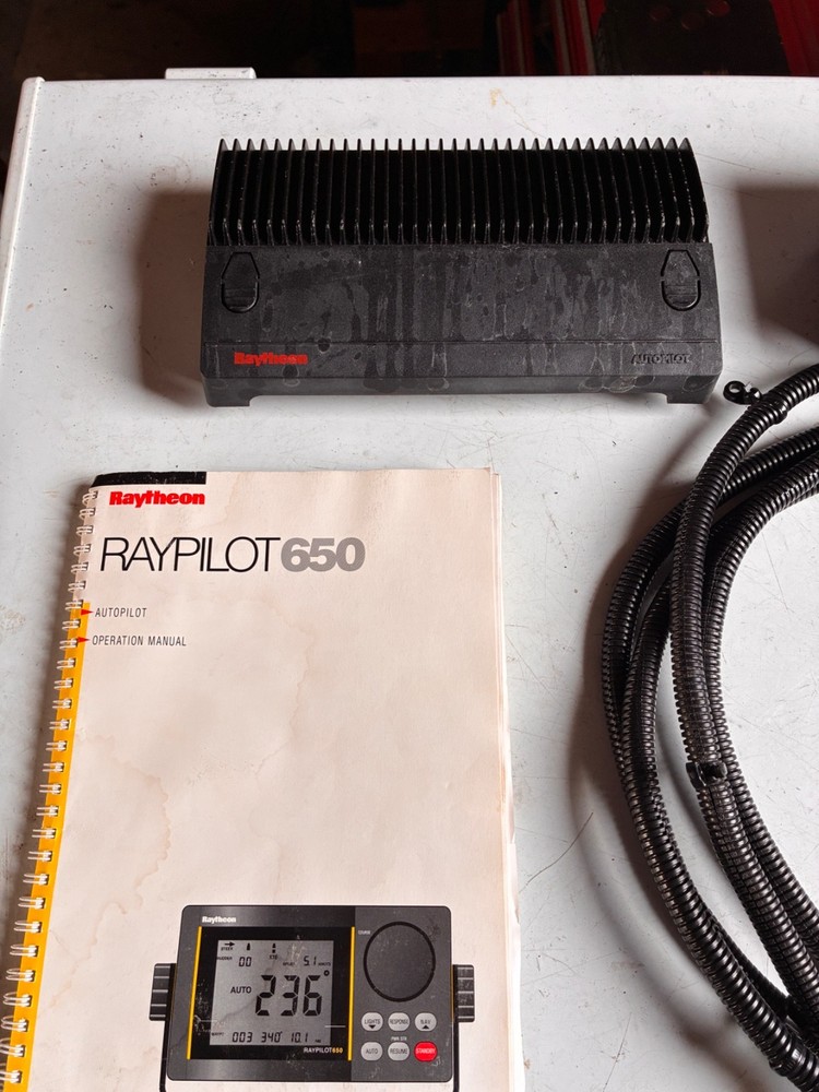 Raymarine Raypilot 650 Course computer, Control head $ Fluxgate