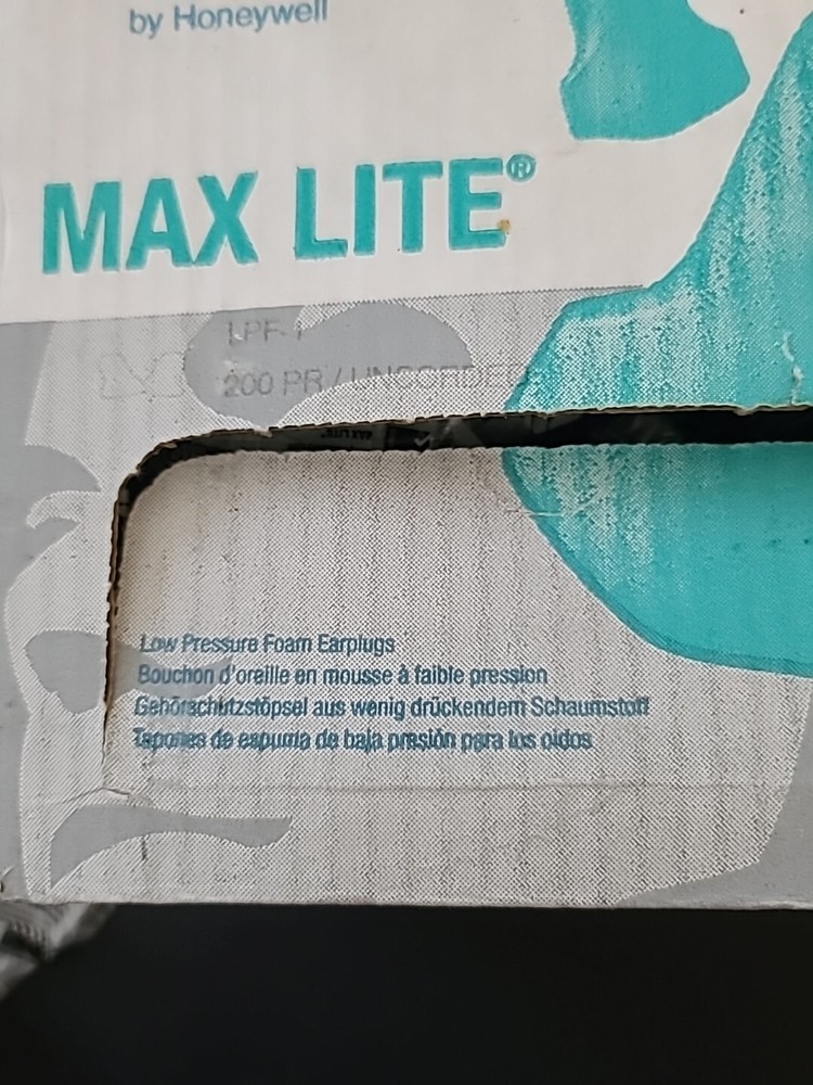 MAX LITE • Earplugs 100 PCS, Individually Packed, Super Comfortable For Sleep.