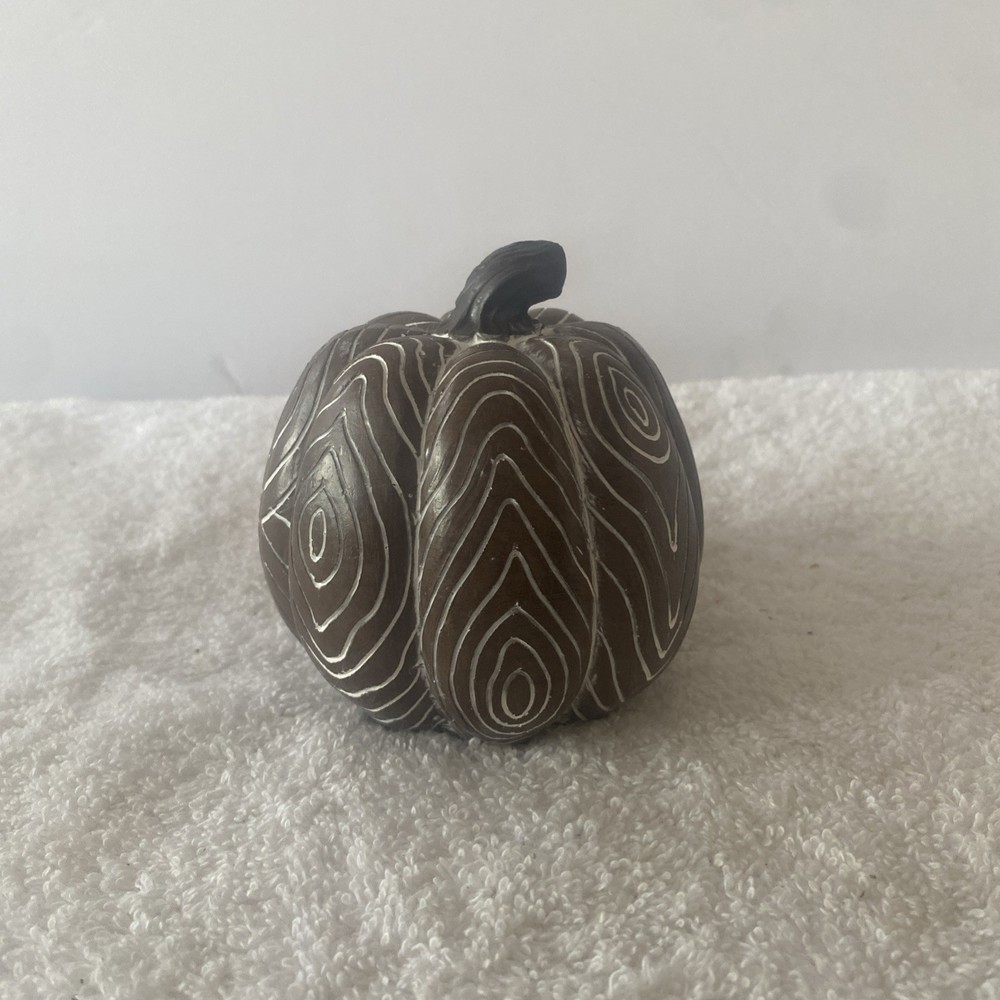 Autumn/Fall Ringed Brown Pumpkin Short Stem TableTop Decor (SHIPS IN 24 HOURS)
