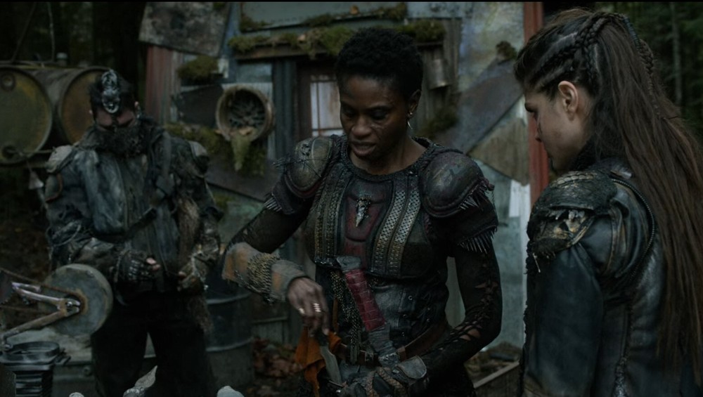 THE 100 Indra Plastic Dagger Original Prop (0059-1237)
